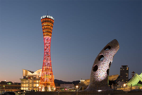 日本神户热门景点 - 神户塔（Kobe Tower）